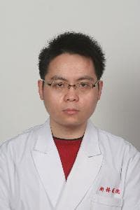 张明周 医生头像
