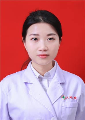 罗灵 医生头像