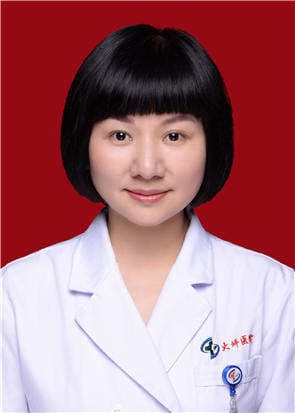 成琼辉 医生头像